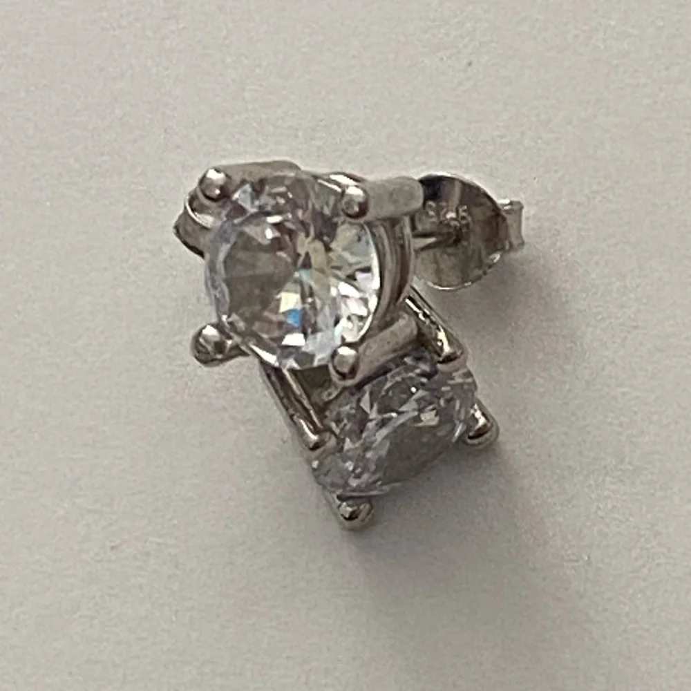 925 Silver 7mm cz earrings cubic zirconia cz stone stunning